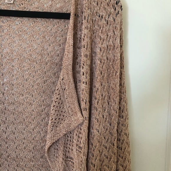 Knox Rose Crochet Duster - Picture 5 of 10